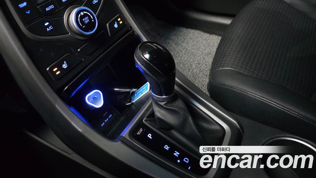 Hyundai AVANTE 2014 — photo 9