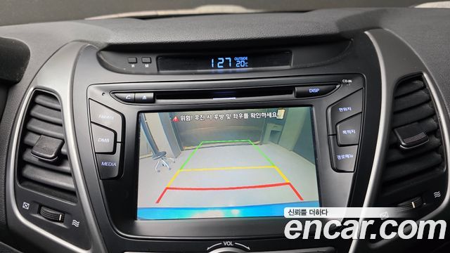 Hyundai AVANTE 2014 — photo 16