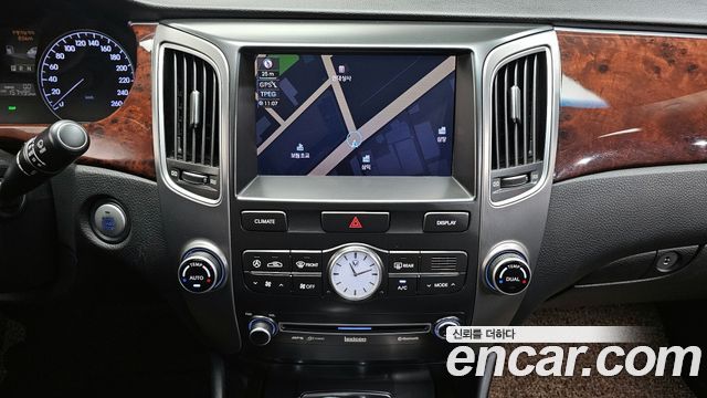 Hyundai Equus 2012 — photo 20