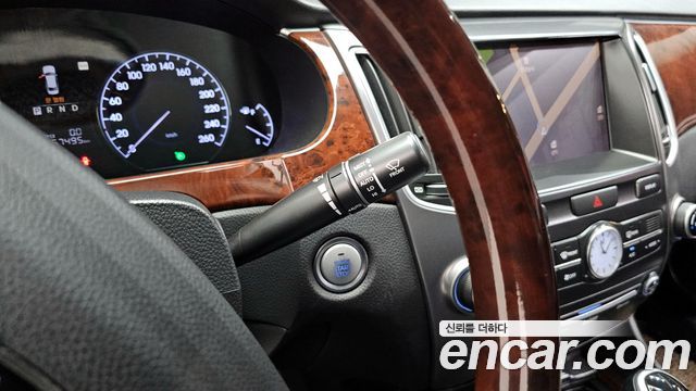 Hyundai Equus 2012 — photo 24