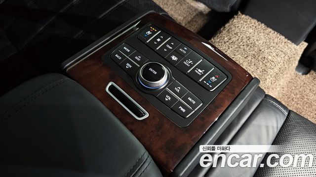Hyundai Equus 2012 — photo 25