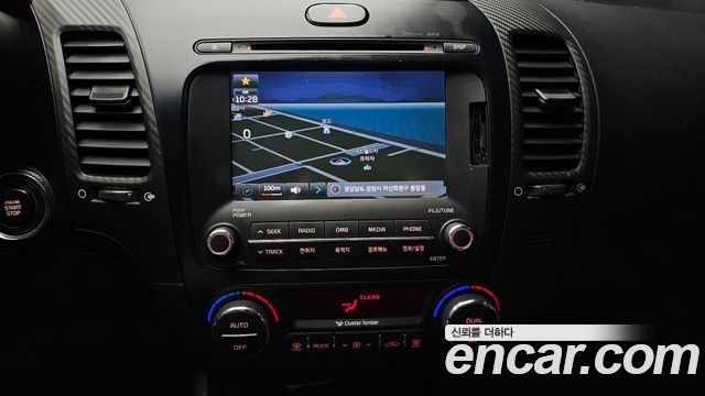 Kia K3 2013 — photo 14