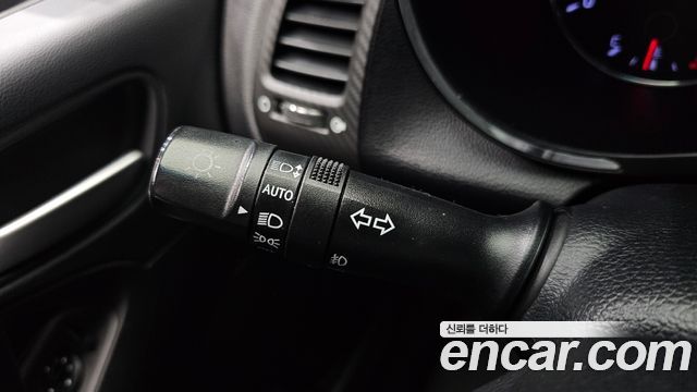 Kia K3 2013 — photo 19