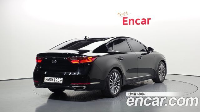 Kia K7 2019 — photo 2