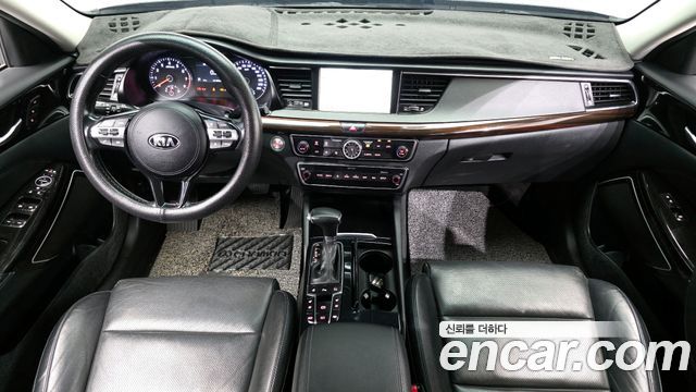 Kia K7 2019 — photo 10