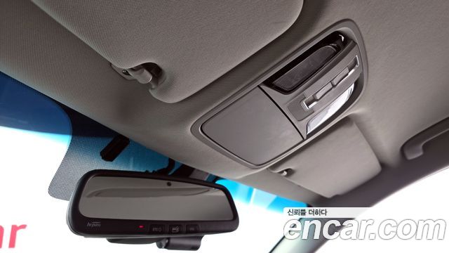 Kia K7 2019 — photo 25