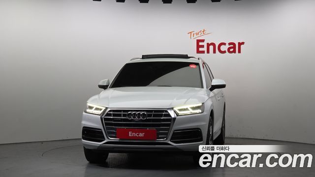 Audi Q5 2020 — photo 3