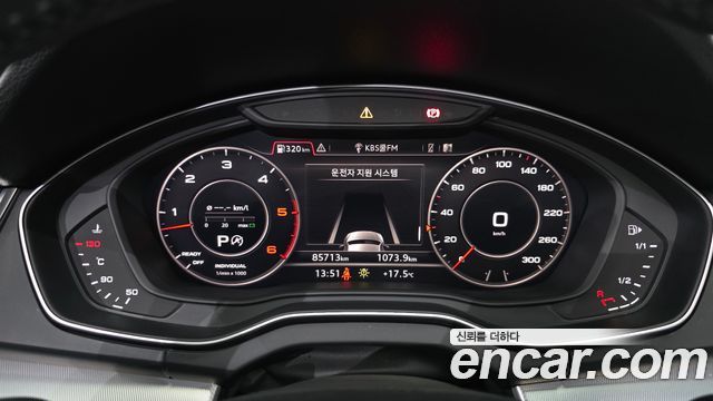 Audi Q5 2020 — photo 11
