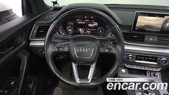 Audi Q5 2020 — photo 20