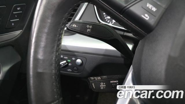 Audi Q5 2020 — photo 30