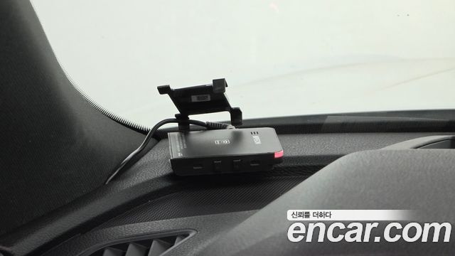 Audi Q5 2020 — photo 34