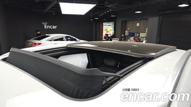 Audi Q5 2020 — photo 39