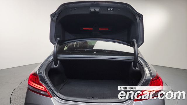 Genesis G70 2019 — photo 25