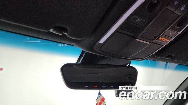 Genesis G70 2019 — photo 26