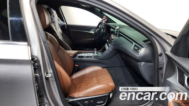 Genesis G70 2019 — photo 16