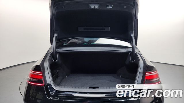 Genesis G90 2022 — photo 26