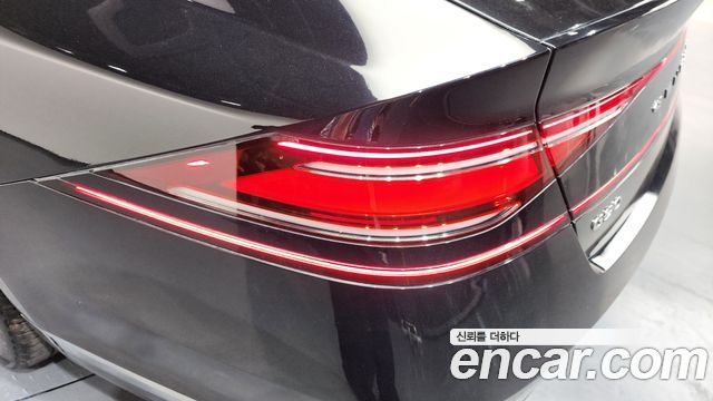 Genesis G90 2022 — photo 9