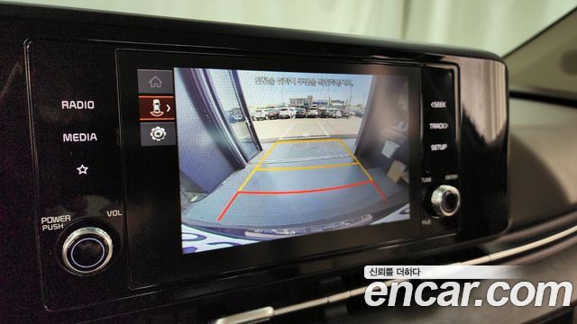 Kia Canival 2023 — photo 15