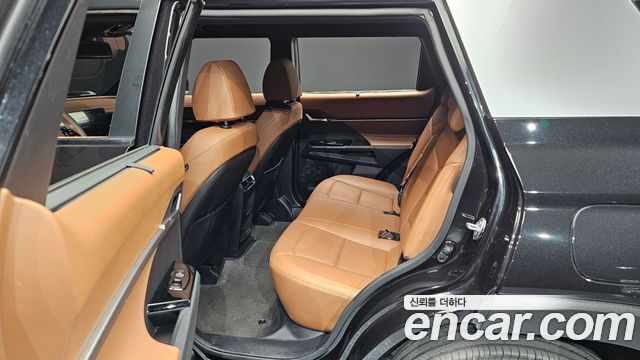 KG Mobility Torres 2023 — photo 11