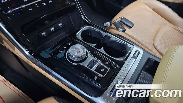 Kia Canival 2022 — photo 12