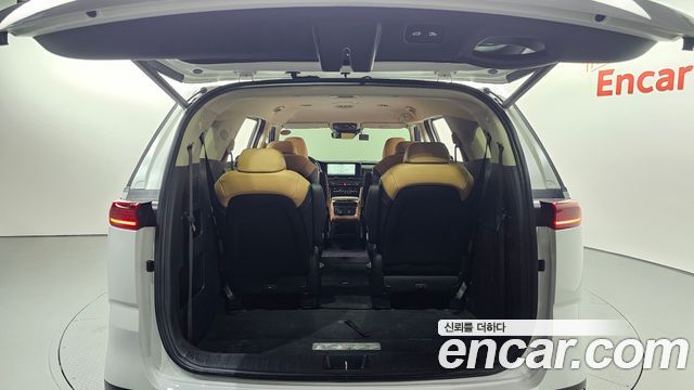 Kia Canival 2022 — photo 26