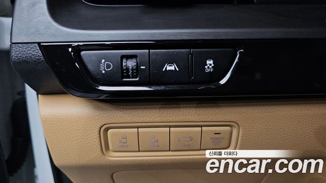 Kia Canival 2022 — photo 28
