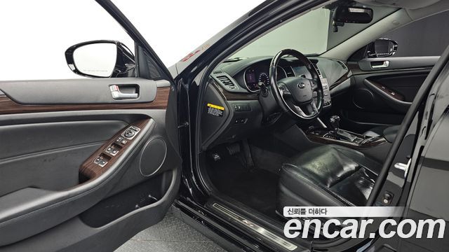 Kia K7 2016 — photo 11