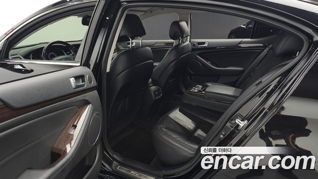 Kia K7 2016 — photo 12