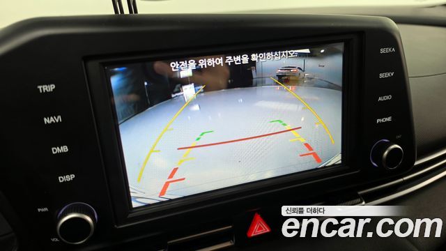 Hyundai AVANTE 2021 — photo 16