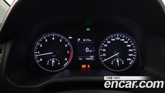 Hyundai AVANTE 2020 — photo 11