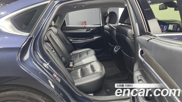 Hyundai Grandeur 2018 — photo 11