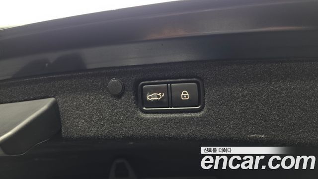 Hyundai Grandeur 2018 — photo 20