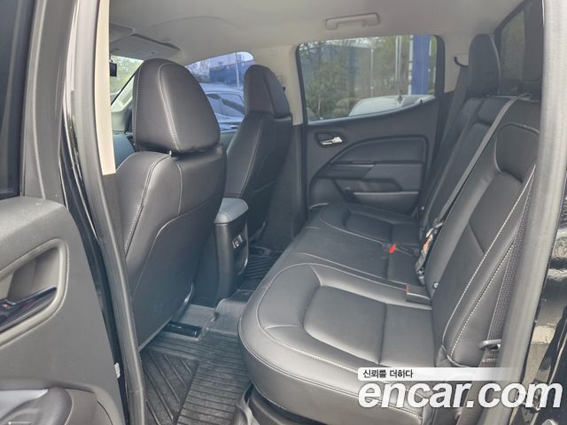 Chevrolet Korea Colorado 2022 — photo 16
