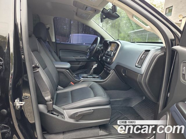 Chevrolet Korea Colorado 2022 — photo 17