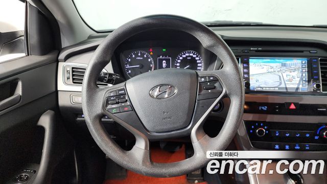 Hyundai Sonata 2015 — photo 18