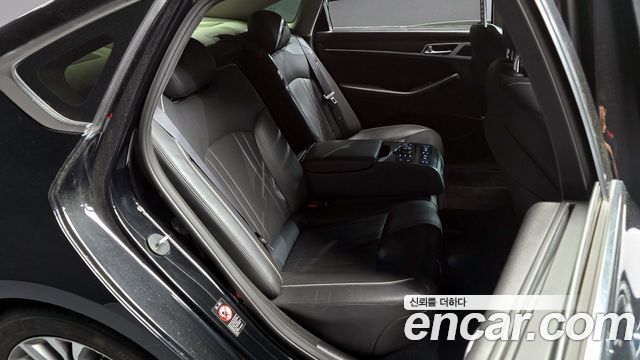 Hyundai Genesis 2015 — photo 11
