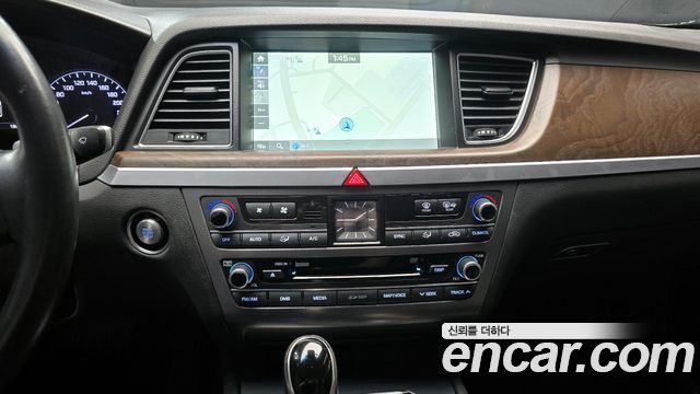 Hyundai Genesis 2015 — photo 14