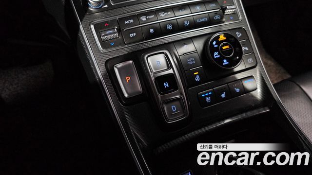 Hyundai Santafe 2021 — photo 9
