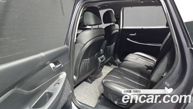 Hyundai Santafe 2021 — photo 11