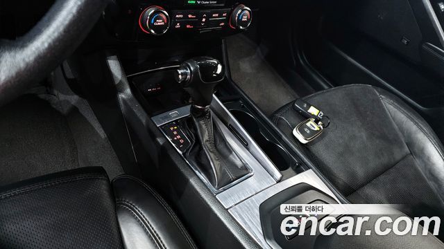 Kia K7 2011 — photo 9