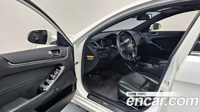 Kia K7 2011 — photo 10