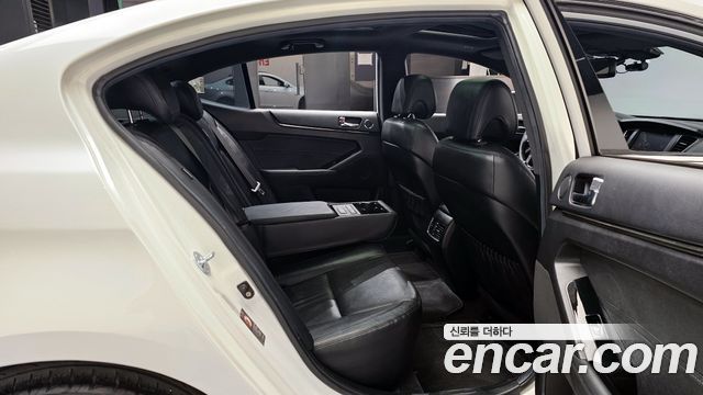 Kia K7 2011 — photo 11