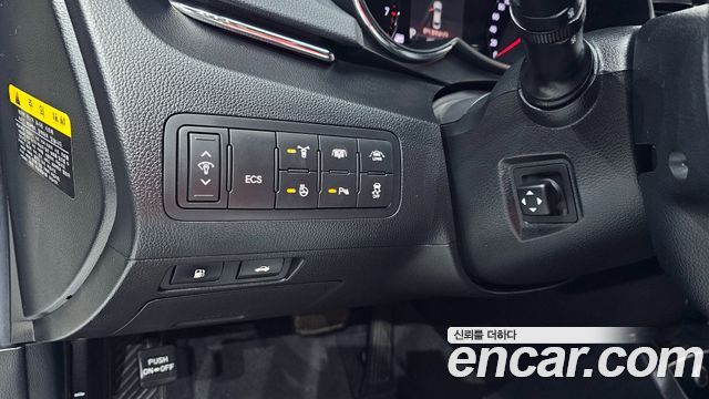 Kia K7 2011 — photo 17