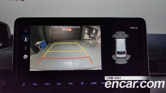 Hyundai Staria 2025 — photo 14
