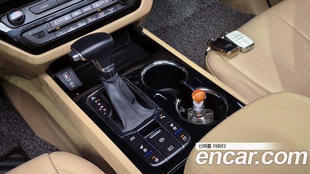 Kia Canival 2019 — photo 12