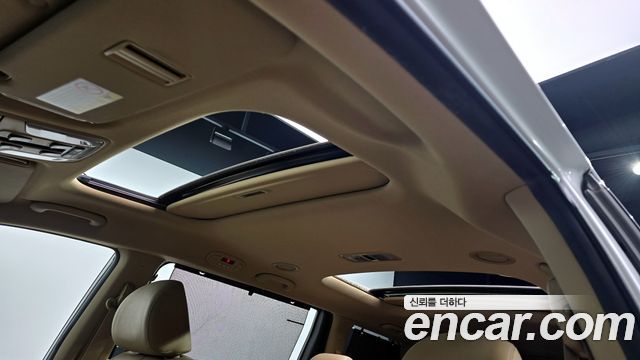 Kia Canival 2019 — photo 24