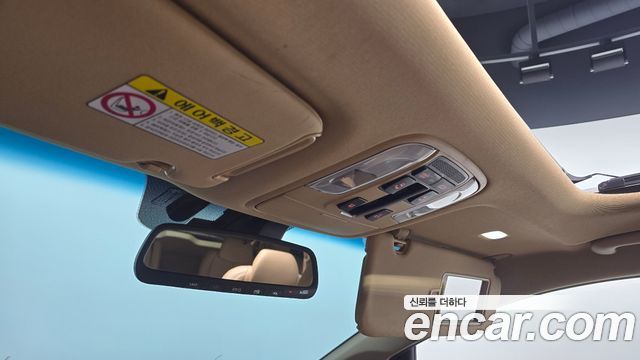 Kia Canival 2019 — photo 25