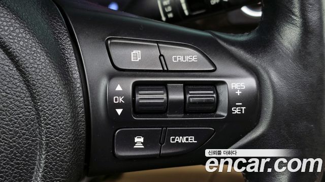 Kia Canival 2019 — photo 31