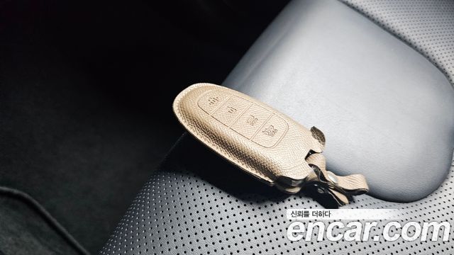 Hyundai Santafe 2021 — photo 23