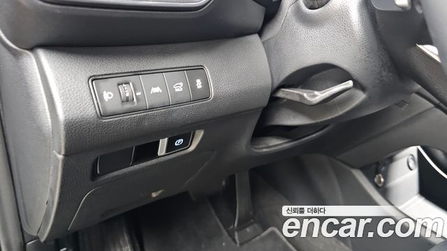 Hyundai Santafe 2021 — photo 30